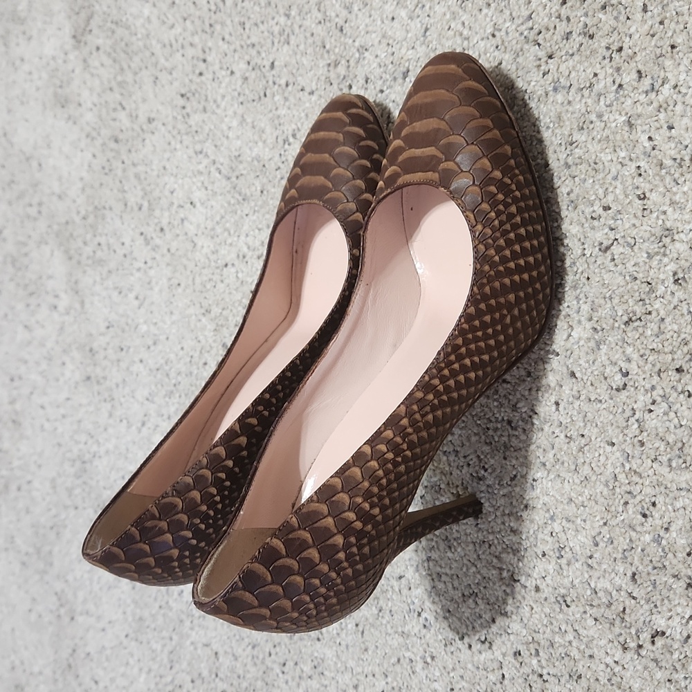 kate spade Brown Textured Snake-Embossed Leather Pumps